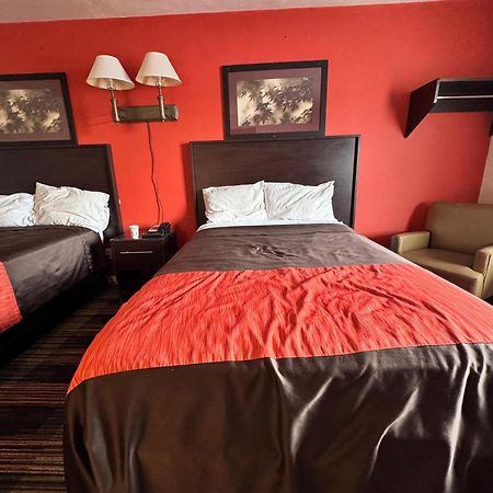 Oyo Palm Leaf Motel Ашленд Экстерьер фото